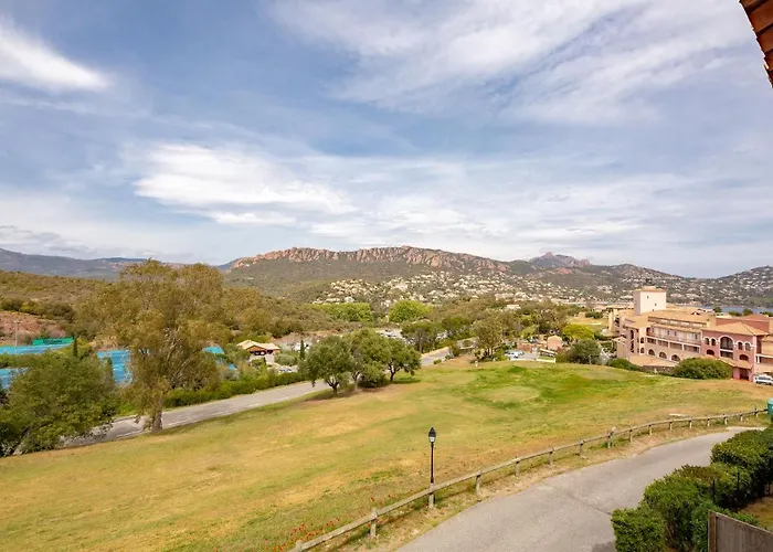 L'esquinade - H2 312 By Interhome