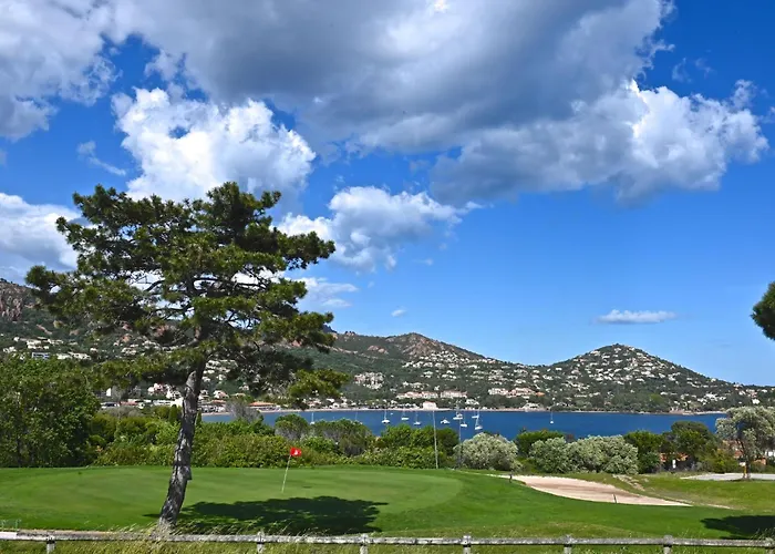 L'esquinade - H2 312 By Interhome Saint-Raphaël