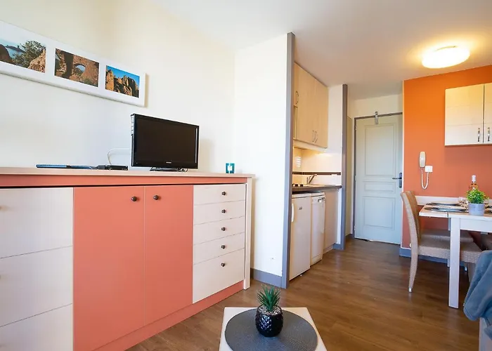 L'esquinade - H2 312 By Interhome * Saint-Raphaël