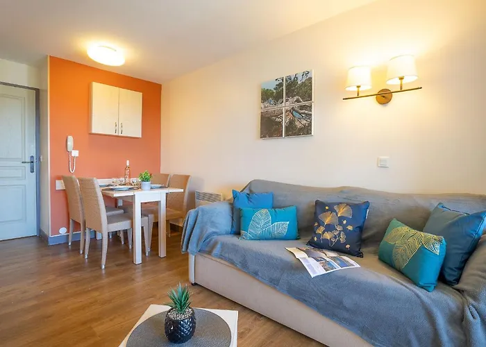 L'esquinade - H2 312 By Interhome * Saint-Raphaël